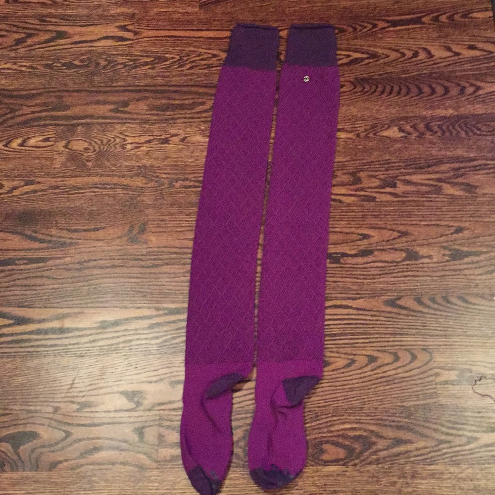Lululemon savasana socks